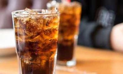 المشروبات الغازية تهدد شعر الرجال