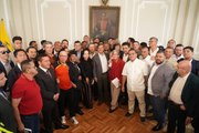 Gustavo Petro anuncia que tenderos serán sus voceros ante las juntas de Cámaras de Comercio