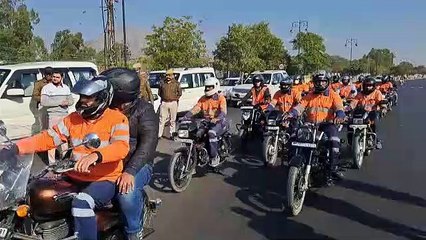 यातायात पुलिस व परिवहन विभाग ने निकाली मोटरसाइकिल रैली