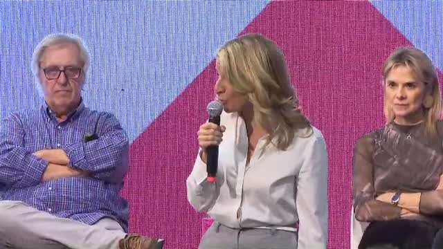 Yolanda Díaz: En España hay un gran representante del neoliberalismo, es gallego, se llama Feijóo y solo habla de bajar impuestos