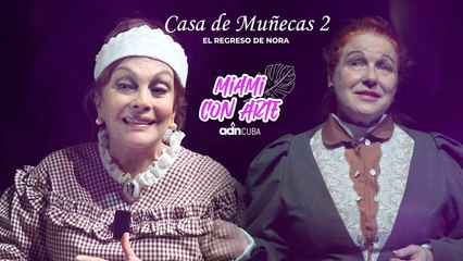Lili Rentería y Lupita Ferrer juntas en el teatro.