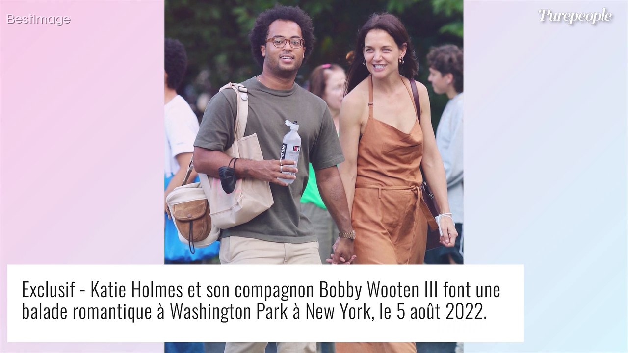 Katie Holmes canon avec son look oversize : l'actrice de retour sous les feux des projecteurs !