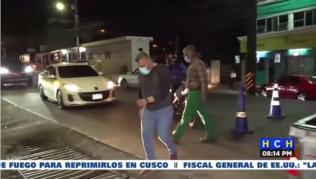 Accidente vial deja pérdidas materiales en la col. El Pedregal de la capital