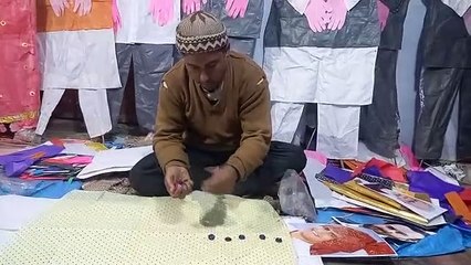 नेता लड़ेंगे पतंगों के माध्यम से, आसमां में भरेंगे उड़ान