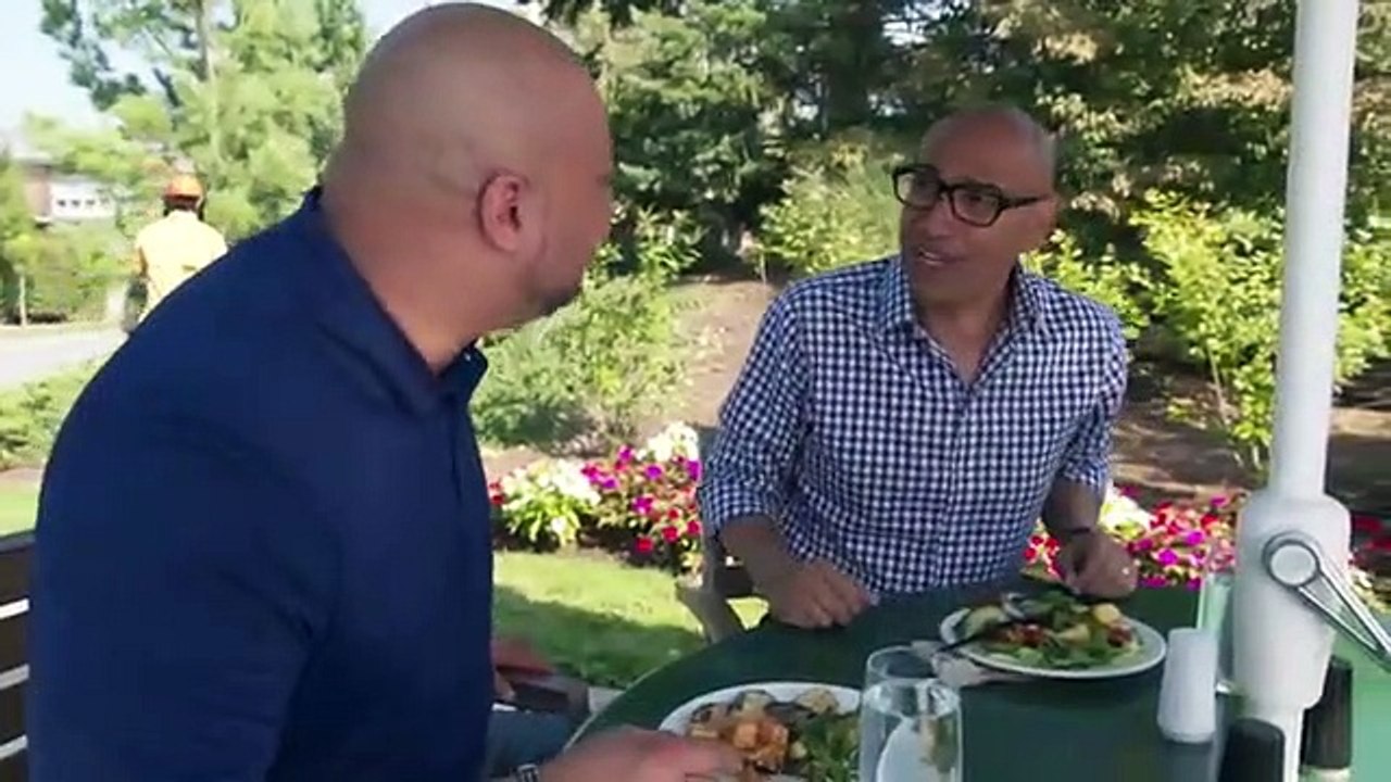 Consumer 101 - Se2 - Ep23 - Canceling Noise and the Secrets of Safe Riding HD Watch