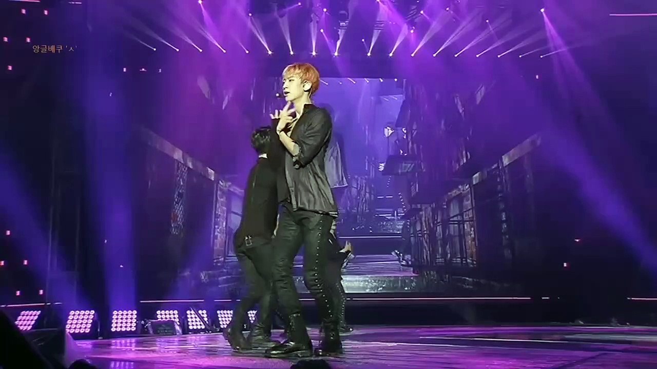 EXO - Playboy (The Exordiumin in Seoul)