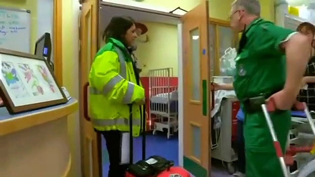 Childrens Accident And Emergency - Se1 - Ep03 HD Watch