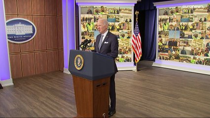 Descargar video: Biden 'cooperating fully' with DOJ probe into discovery of classified documents