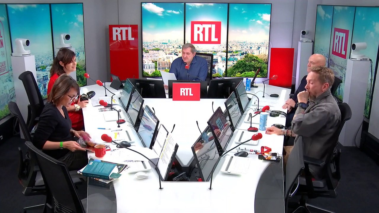 Sandrine Sarroche : Roselyne Bachelot, sa championne de la semaine