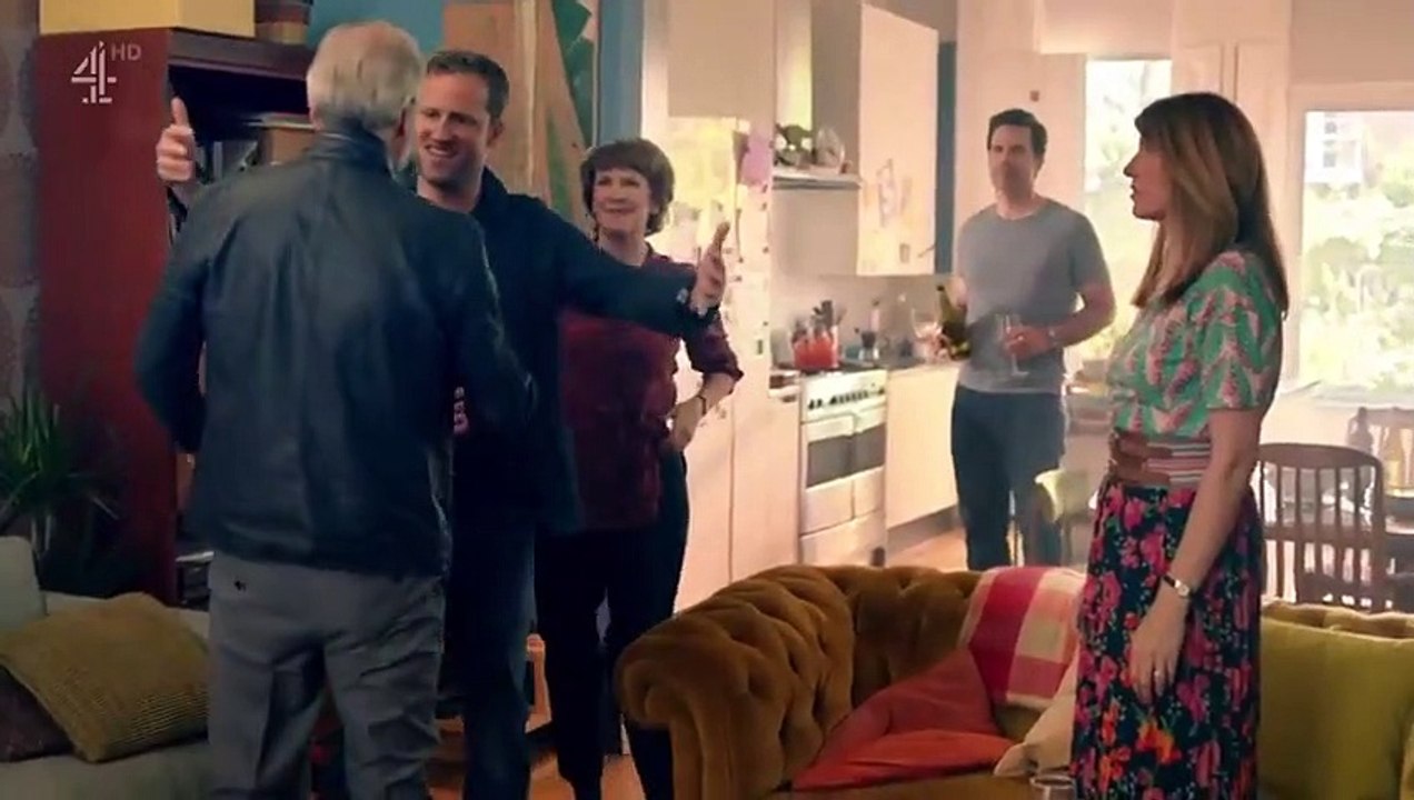 Catastrophe - Se4 - Ep04 HD Watch