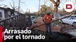 El trabajo de los equipos de emergencia tras el paso de un tornado en Mount Vernon