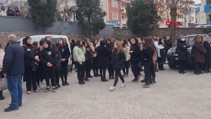 5'İNCİ KATTAN BOŞ HAVUZA DÜŞEN ÖĞRETMEN TOPRAĞA VERİLDİ