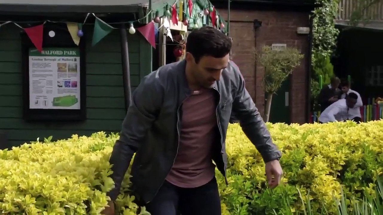 EastEnders - Se33 - Ep98 - Thursday 22nd June 2017 HD Watch