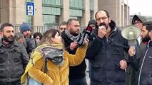 Gazeteciler meslektaşları Sezgin Kartal'ın gözaltına alınmasını protesto etti
