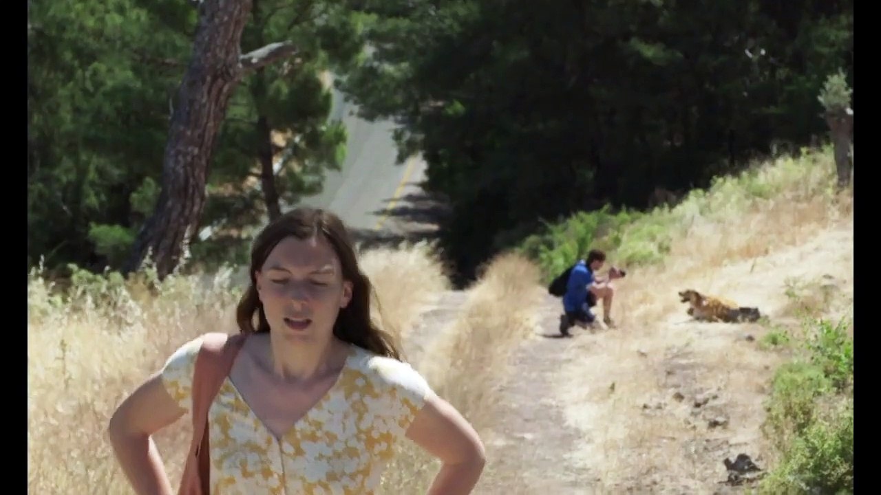 Eine Frau im Meer Trailer OV