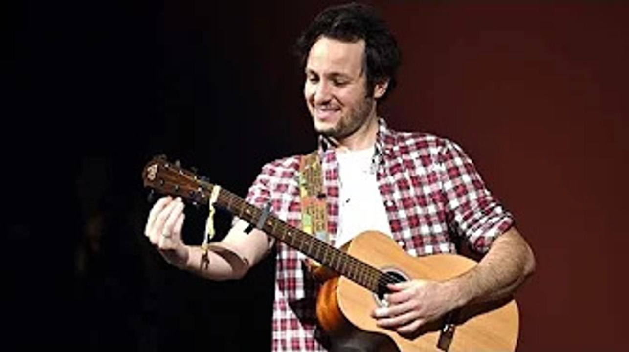 Vianney : le chanteur à succès ralentit son rythme, il annonce la fin des tournées pour plusieurs