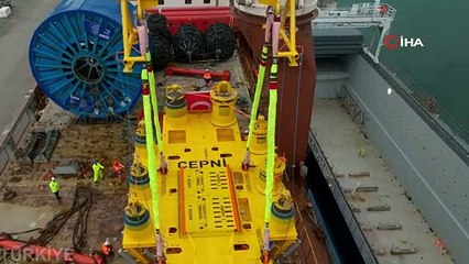 Karadeniz Gazını dağıtacak 2'nci hazne de denize indi