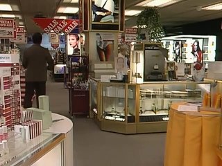 Shopping for Toiletries - Mr Bean Official