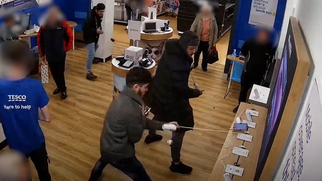 CCTV captures thieves flee Tesco with £10,000 of phones in front of staff