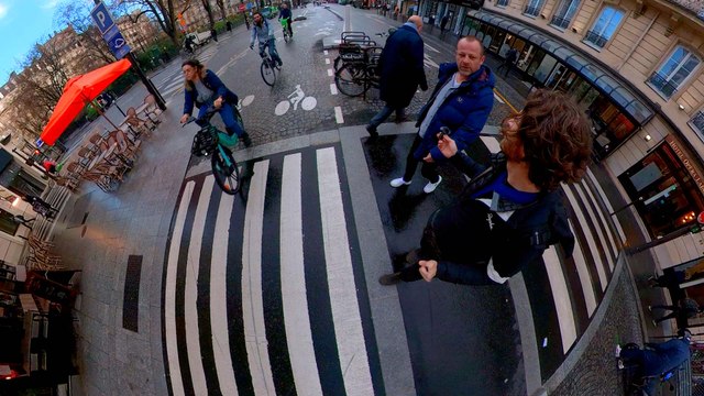 Les Parisiens sceptiques après l’annonce de la création d’un « Code de la rue »