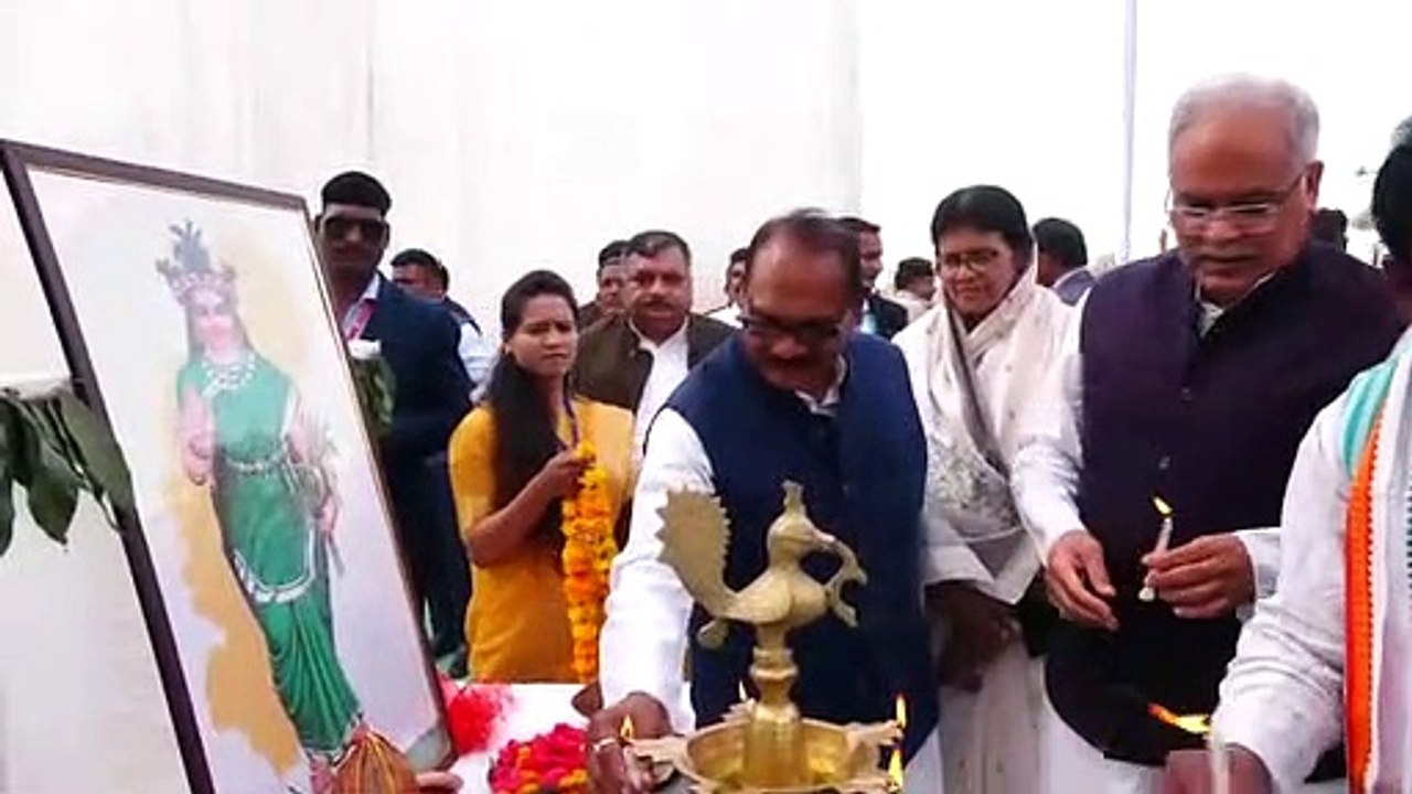 सीएम बोले: गैस सिलेंडर योजना बांबे की मिठाई हो गई है, जो लिया वो भी पछता रहा है, जो नहीं लिया वो भी पछता रहा है