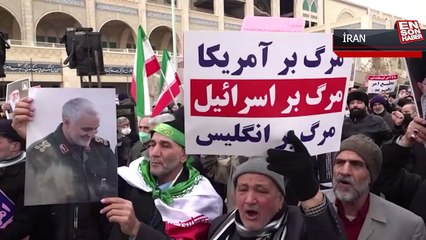 İran'da bu kez hükümet destekçileri sokağa çıktı