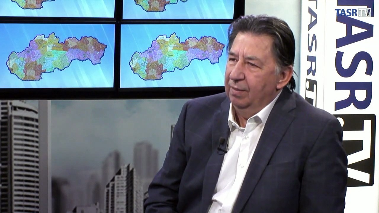 BUDAJ: Strany na Slovensku organizujú referendá kvôli reklame zadarmo