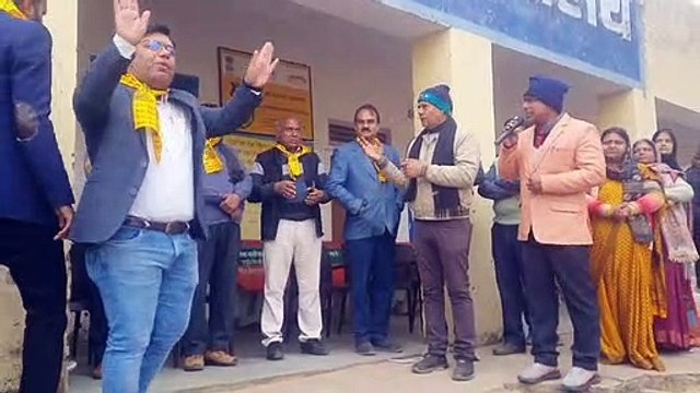 राष्ट्रीय जम्बूरी से लौटे स्काउट-गाइड की ढोल-नगाड़ों से की अगवानी