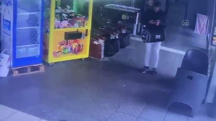 BALIKESİR - Telefonla aradıkları yaşlı kadının 2 milyon liralık altınını dolandıran 3 kişi tutuklandı