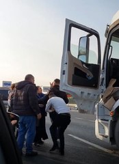 ANKARA'DA KAZA SONRASI KAVGA KAMERADA