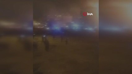 Evlere yakın ağaçlık alanda çıkan yangın paniğe neden oldu