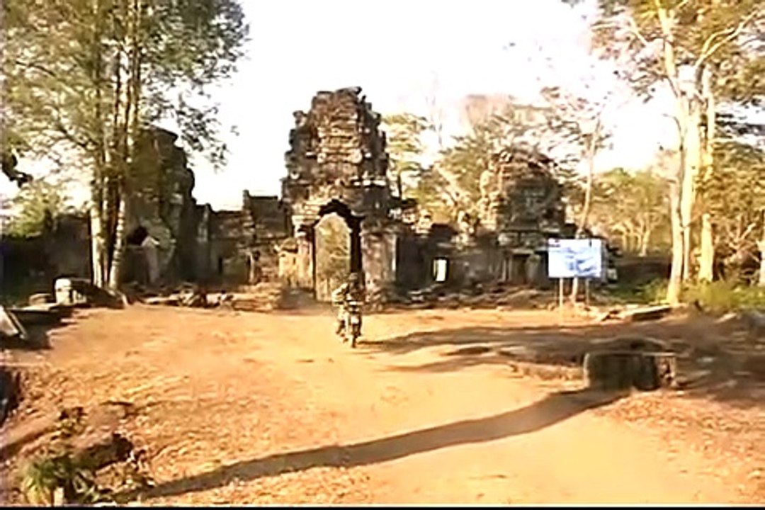 Exceptional Dirt bike tours - Hidden Cambodia since 2001