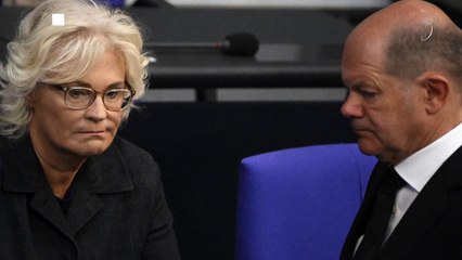 Lambrecht bittet Scholz um Entlassung als Verteidigungsministerin