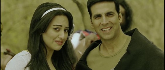 इनके दादा यहां के पागल खाने में थे ... होंगे किसी बस्ती के राजा.... ये आज भी खुद को राजा समझते हैं