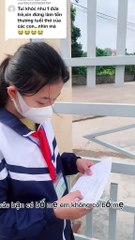 Bố mẹ ly hôn, cô bé ở cùng bà khao khát 1 lần được mẹ đi họp phụ huynh