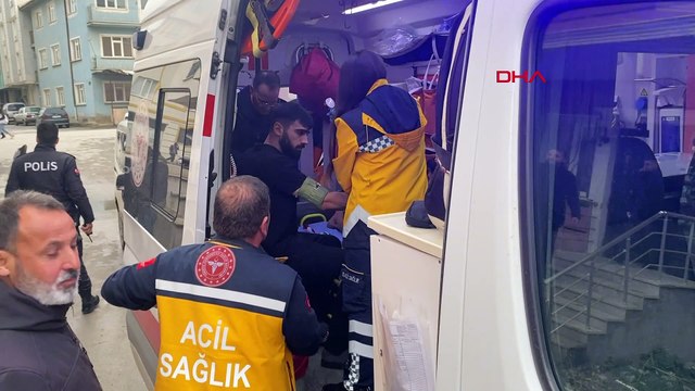 Oynadığı tabanca ateş aldı