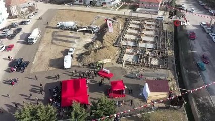 Hisar Mahallesi'ne yapılacak kapalı spor salonunun temeli atıldı