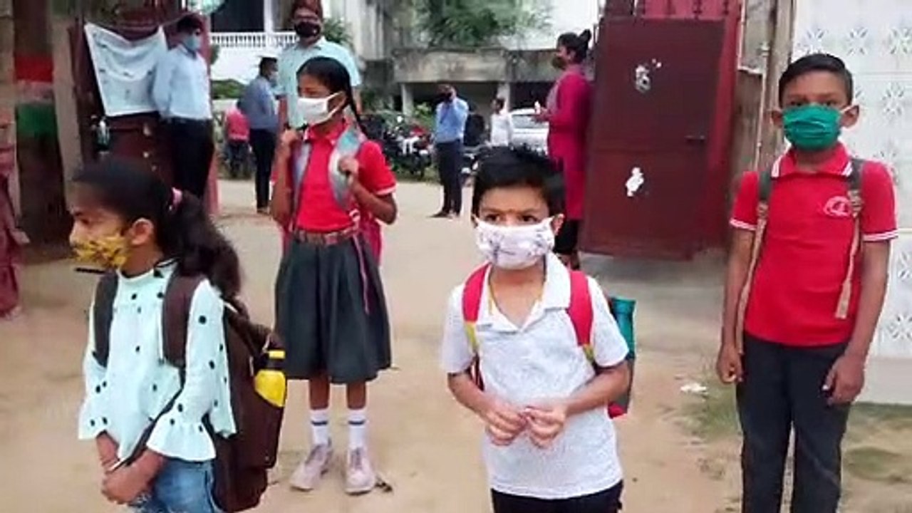 शिक्षा विभाग में तबादले , संयुक्त निदेशक, उपनिद...