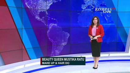 Truk Tabrak Pembatas Jalan Tol Tangerang Merak, Muatan Triplek Tumpah