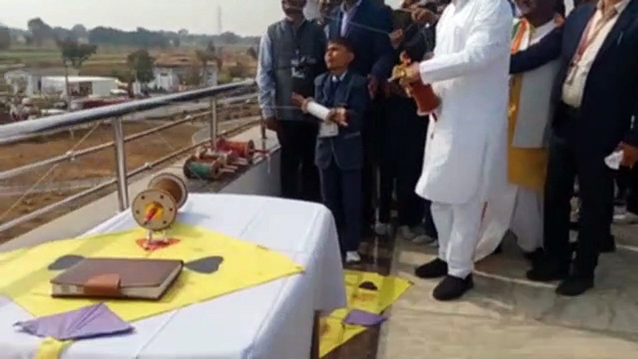 जब सीएम ने 14 वर्ष बाद उड़ाई पतंग