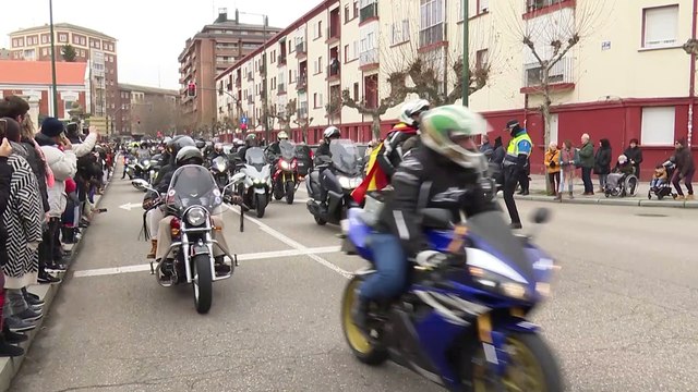 El Desfile de Banderas de 'Pingüinos 2023' bate récord de participación