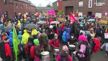 Greta Thunberg participa en las protestas en contra de la demolición de un pueblo minero en Alemania