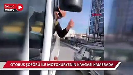 下载视频: Otobüs şoförü ile motokuryenin kavgası kamerada