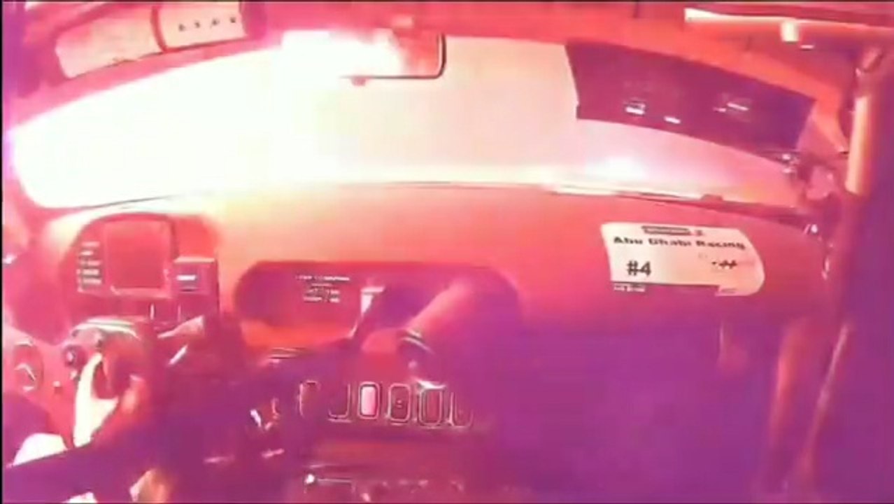 24H Dubaï 2023 Race Baud Crashes Fire