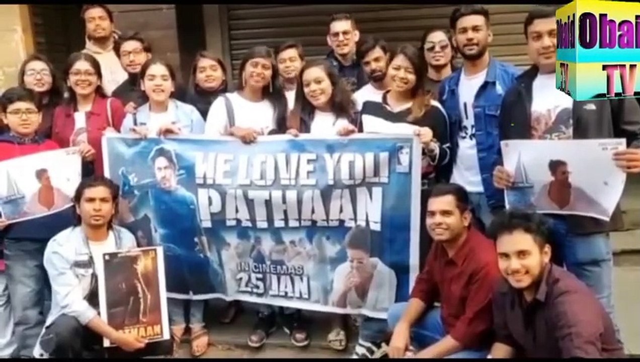 Pathaan Trailer in Dubai Burj Khalifa Live - Pathaan के Trailer दुबई में तहलका मचाया - Shahrukh Khan