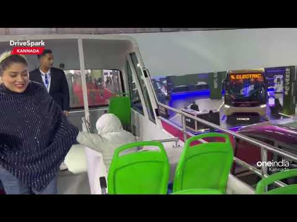 Auto Expo 2023: SWITCH Double Decker Electric BUS Walkaround | Punith Bharadwaj | DriveSpark