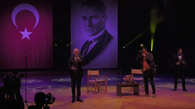 Kılıçdaroğlu, Müjdat Gezen 70. Sanat Yılı Kutlama Töreni'nde konuştu