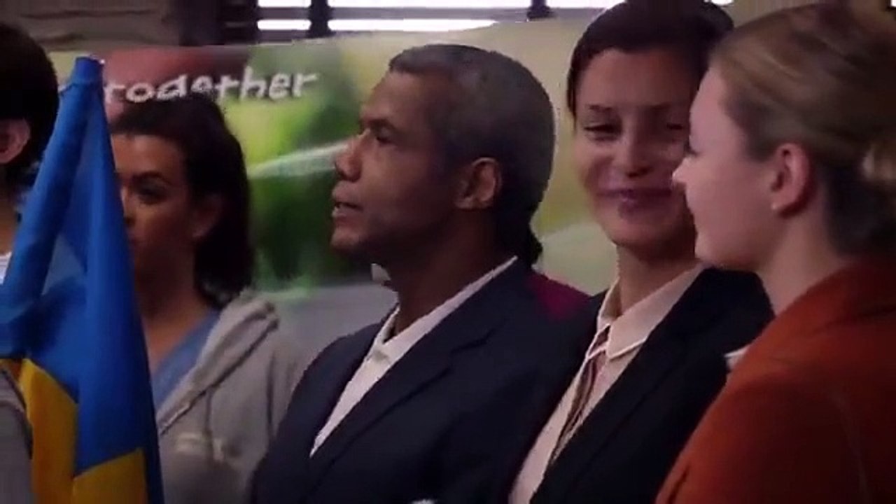 Holby City - Se19 - Ep31 - The Heart Is A Small Thing HD Watch