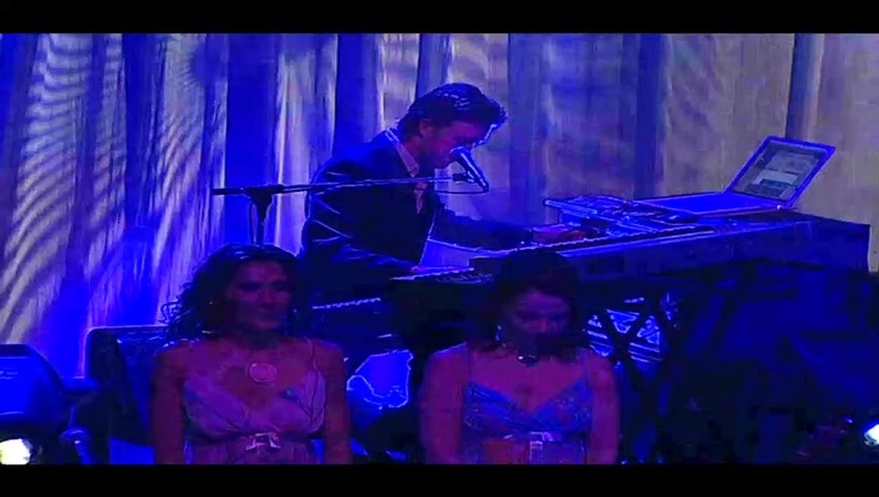 TINA ARENA — You Made Me Find Myself – (Tina Arena, Desmond Child, T. Lacy) | from TINA ARENA: GREATEST HITS LIVE | DECEMBER 2004