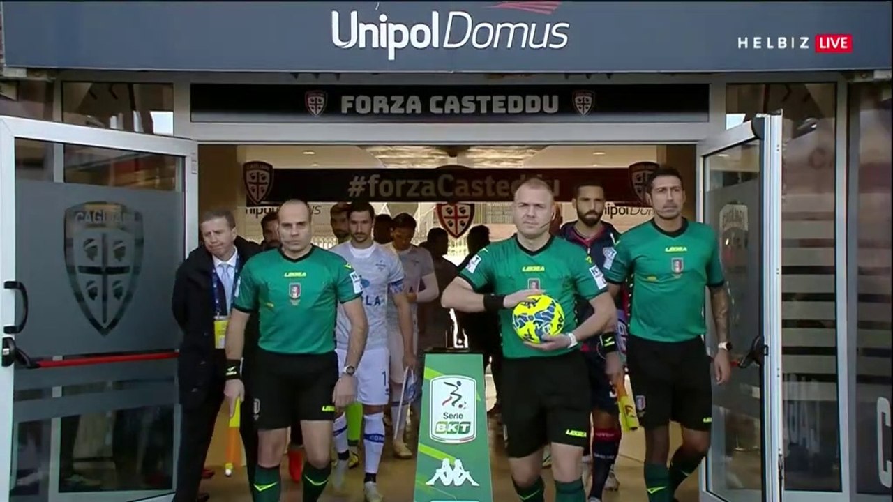 Cagliari v Como